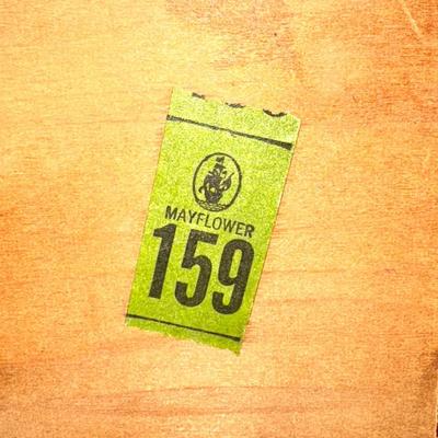 Beautiful Vintage Light Wood 5-Drawer Dresser