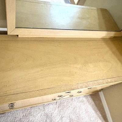 Beautiful Vintage Light Wood Vanity Dresser
