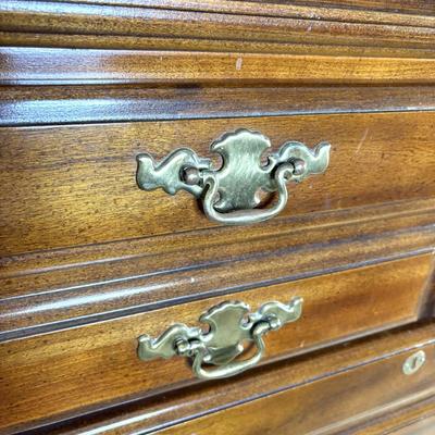 Vintage Bassett Furniture Chest of Drawers