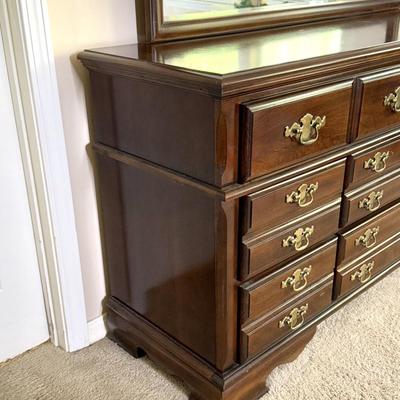 Vintage Bassett Furniture Vanity Dresser