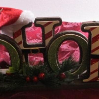 HoHoHo Christmas tabletop décor