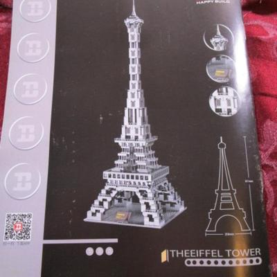 Eiffel Tower - Like Legos