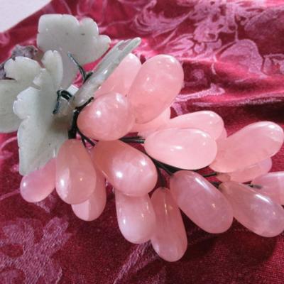 Vintage handcrafted Italian Hardstone Grape large cluster