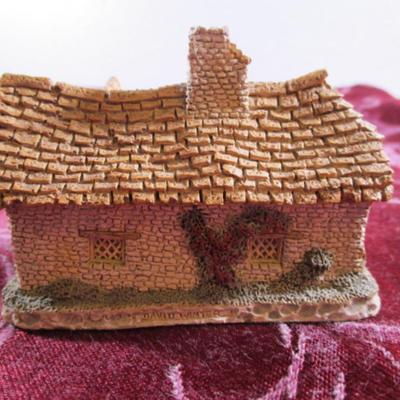 David Winter cottage