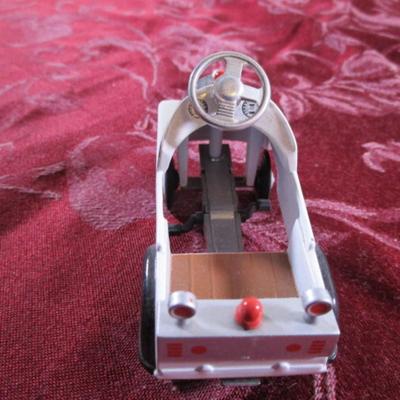 Metal Golden Wheel Die Cast Police Pedal Car