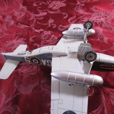 Mustang P-51D plane, F-4 Phantom II, P40B Warhawk Flying Tiger