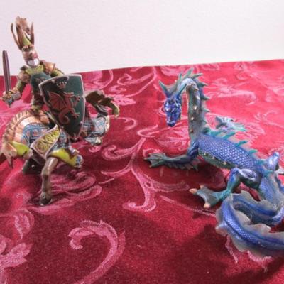 2 Dragons & 1 Dragon Slayer