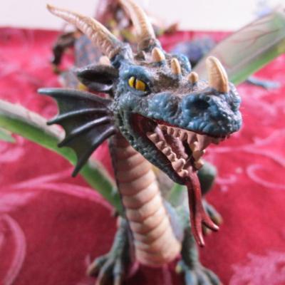2 Dragons & 1 Dragon Slayer