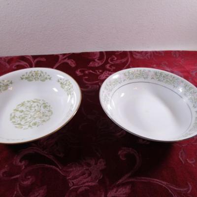 2 China Serving bowls
