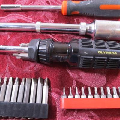 3 screw drivers, 2 sets screwdriver bits, 1 push drill