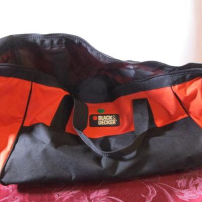 Black & Decker tool bag with zipper