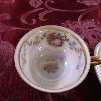 Vintage Gloria Fine Porzalian teacup & saucer, from Rembrandt, Germany