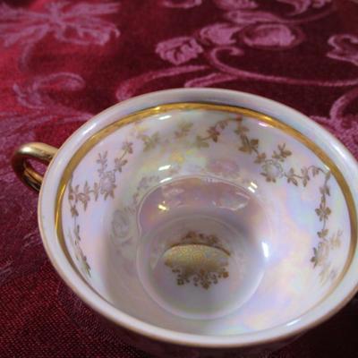 Vintage Gloria Fine Porzalian teacup & saucer, from Rembrandt, Germany