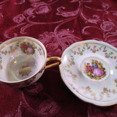 Vintage Gloria Fine Porzalian teacup & saucer, from Rembrandt, Germany