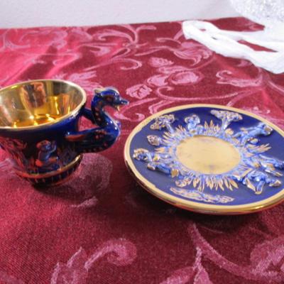 Vintage Capodimonte, Italy teacup & saucer