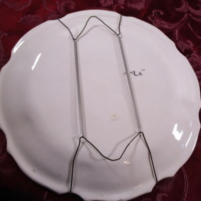 Vintage decorative plate from Italy, with hanger