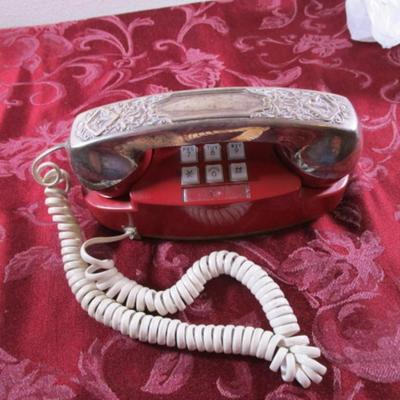 Vintage Bell Systems Princess push button phone