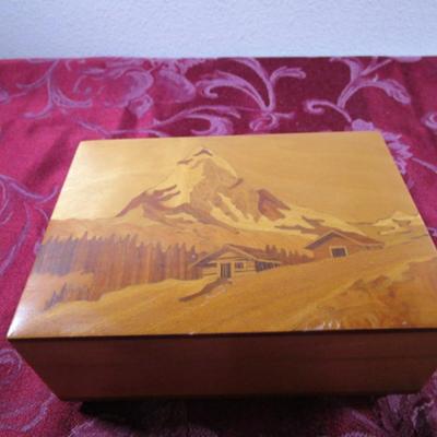 Reuge Sainte-Croix Swiss wood music box