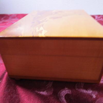 Reuge Sainte-Croix Swiss wood music box