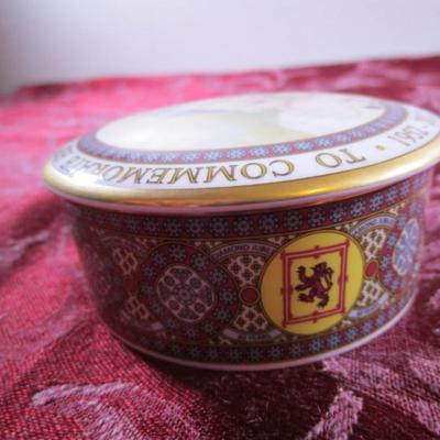Caverswall royalty covered dish, Queen Elizabeth II