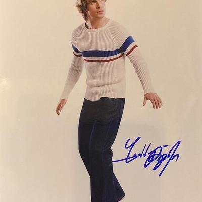Freddie Prinze Jr.
signed movie  photo