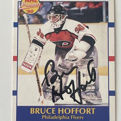 Philadelphia Flyers Bruce Hoffort 1990 Score #413 signed trading card 