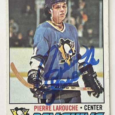Pittsburgh Penguins Pierre Larouche 1977 Topps #102 signed trading card 