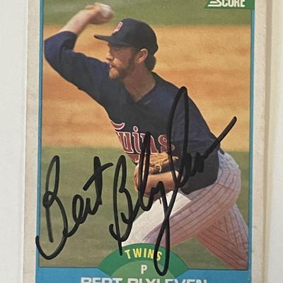 Minnesota Twins Bert Blyleven  1989 Score #215 signed trading card