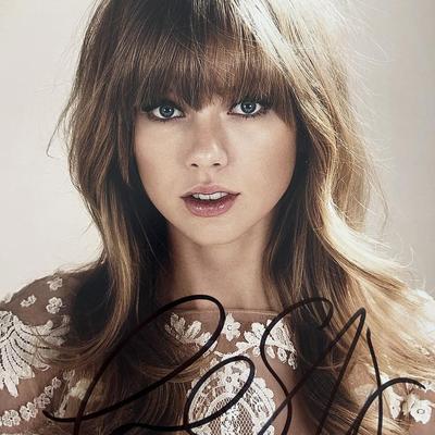 Taylor Swift signed photo