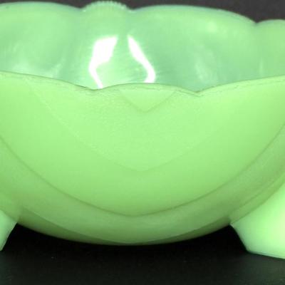 Vintage Chevron Jadeite Bowl - Uranium Glass