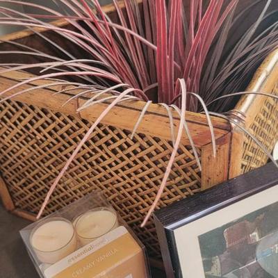 Corner basket, signed art, ceramic vessel