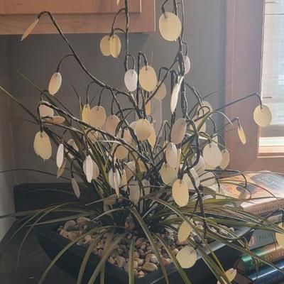 Table decor plus books