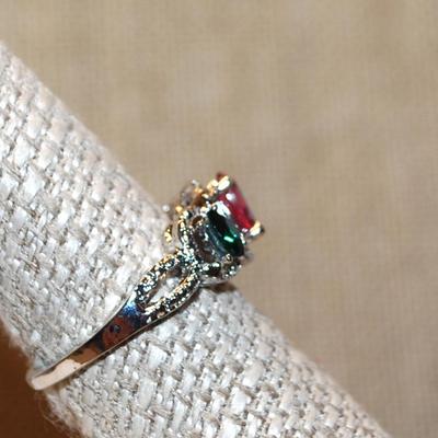 Size 8 Red, Green & Blue Main Triple Stones Ring with Surrounds on a Silver Tone Band (3.2g)