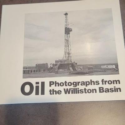 Dictionaries, Oil Williston Basin, Thesaurus