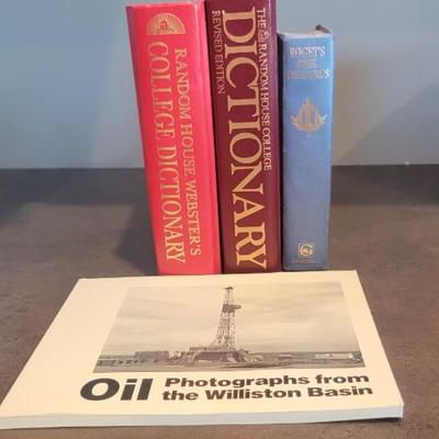 Dictionaries, Oil Williston Basin, Thesaurus