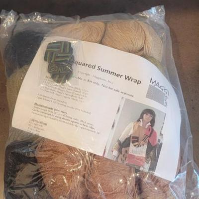 Maggi Knit kit Lacy Squared Summer Wrap