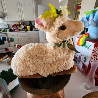 Decorative sheep