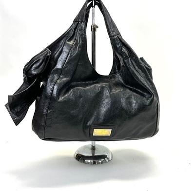 223 VALENTINO Nuage Bow Black Leather Tote