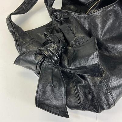 223 VALENTINO Nuage Bow Black Leather Tote
