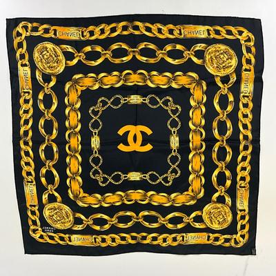 225 CHANEL Paris Rue Cambon Black Chain Silk Scarf