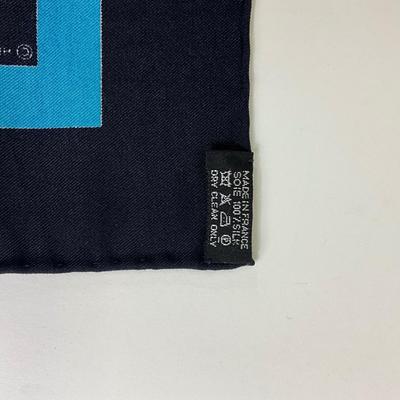 227 HERMÈS Paris Henry D'Origng Courbettes Silk Scarf