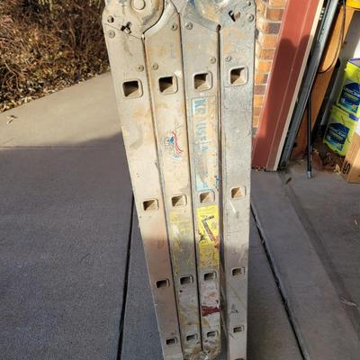 Aluminum step/ extension ladder combo