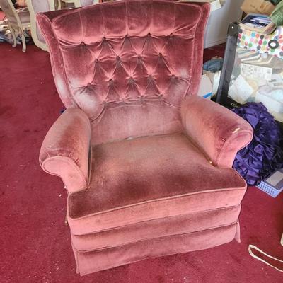 Pair of Red recliners