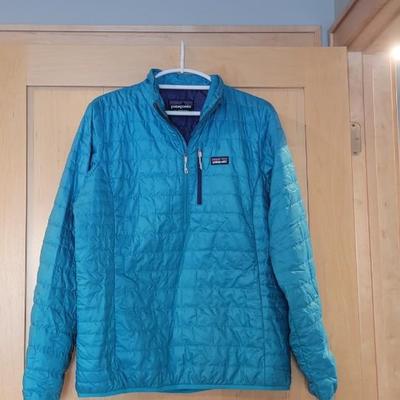 Patagonia XL part zip jacket