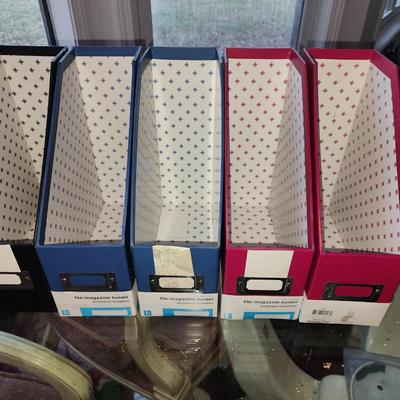 File boxes. Holders.