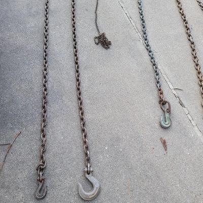 Lot of logging or tow chains