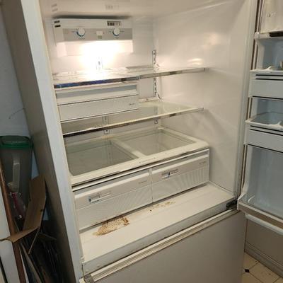 Whirlpool fridge