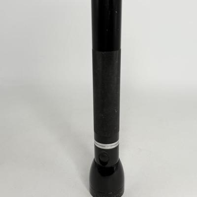 Set of 3 Heavy Duty MAGLITE Flashlights - 1 with Charger - 2 with Batteries