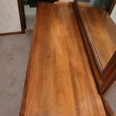 Beautiful Mid Century Modern mirrored dresser