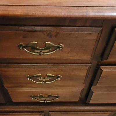 Beautiful Mid Century Modern mirrored dresser
